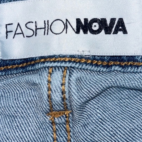 Fashion nova jeans - Picture 4 of 5